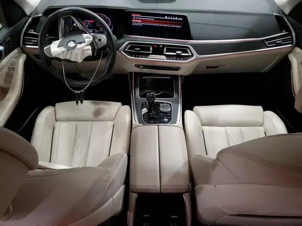 5UXCW2C51KL087759 2019 BMW X7 - Image 8