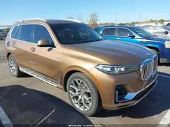 5UXCW2C52KL088208 2019 BMW X7
