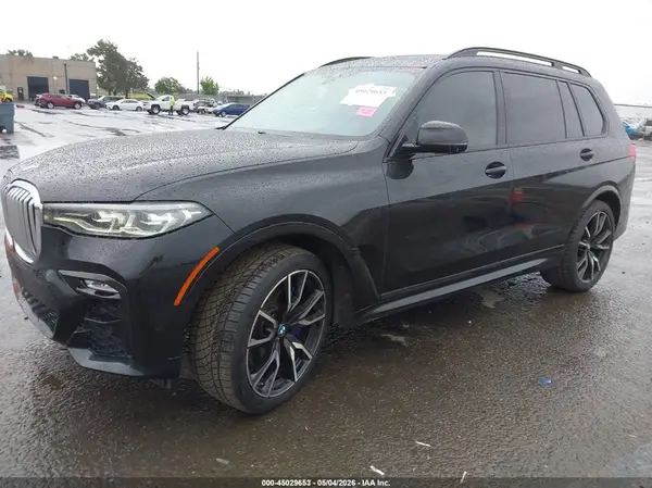 5UXCW2C53KL085995 2019 BMW X7 - Image 2
