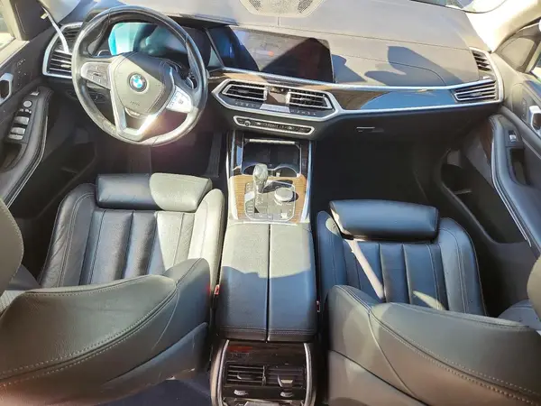 5UXCW2C53KL087049 2019 BMW X7 - Image 8