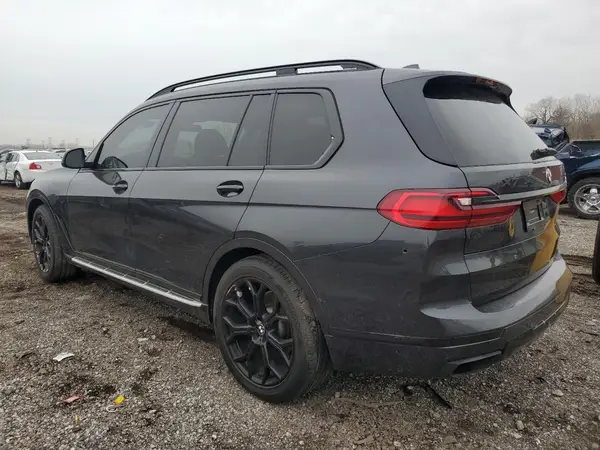 5UXCW2C53KL087066 2019 BMW X7 - Image 2
