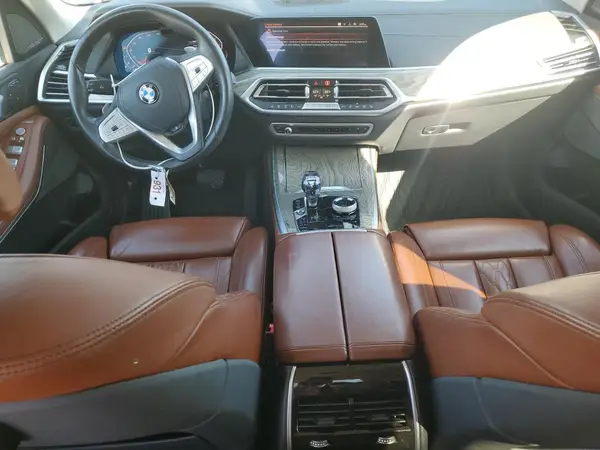 5UXCW2C53KLB43705 2019 BMW X7 - Image 8