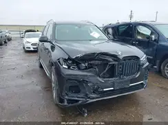 5UXCW2C54KL084175 2019 BMW X7