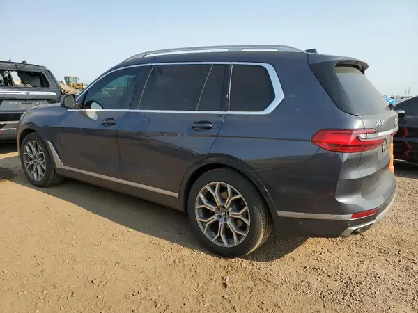 5UXCW2C54KL087240 2019 BMW X7 - Image 2