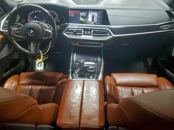 5UXCW2C55KL082323 2019 BMW X7 - Image 8