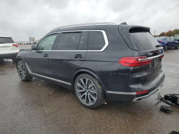 5UXCW2C55KL082595 2019 BMW X7 - Image 2