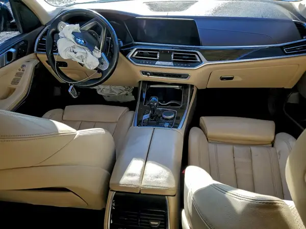 5UXCW2C56KL086560 2019 BMW X7 - Image 8