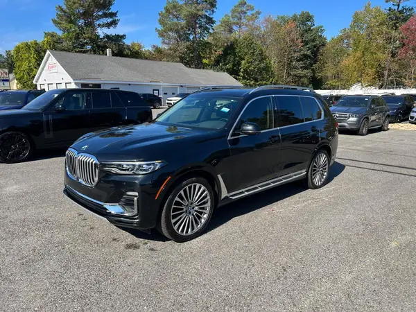 5UXCW2C57KL087006 2019 BMW X7 - Image 2