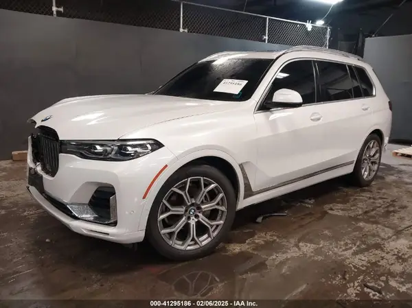 5UXCW2C57KL089659 2019 BMW X7 - Image 2