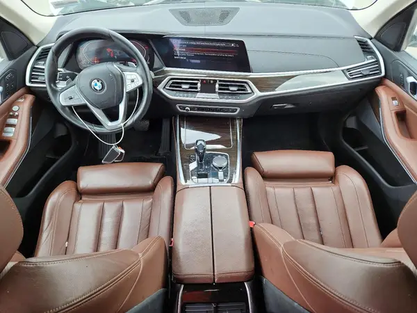 5UXCW2C57KL089743 2019 BMW X7 - Image 8