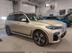 5UXCW2C57KLB44310 2019 BMW X7