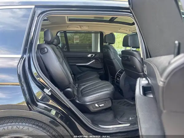 5UXCW2C58KL089606 2019 BMW X7 - Image 8