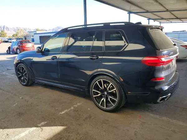 5UXCW2C58KLB43988 2019 BMW X7 - Image 2