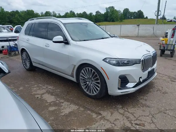 5UXCW2C59KL081613 2019 BMW X7 - Image 1