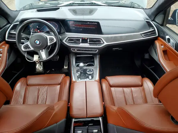 5UXCW2C59KL082180 2019 BMW X7 - Image 8