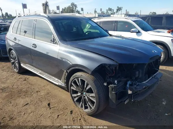 5UXCW2C59KL088948 2019 BMW X7 - Image 1