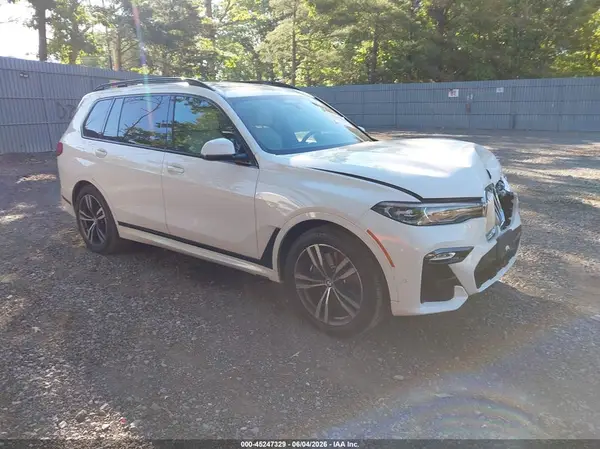 5UXCW2C59KL089940 2019 BMW X7 - Image 1