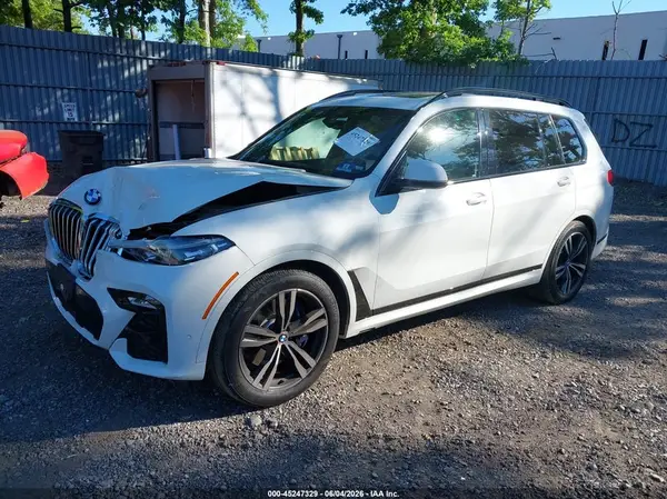 5UXCW2C59KL089940 2019 BMW X7 - Image 2