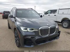5UXCW2C5XKL082530 2019 BMW X7