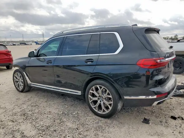 5UXCW2C5XKL087548 2019 BMW X7 - Image 2