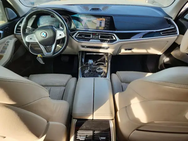 5UXCX4C51KLS35692 2019 BMW X7 - Image 8