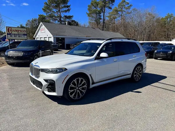 5UXCX4C51KLS37426 2019 BMW X7 - Image 2