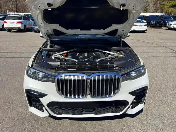 5UXCX4C51KLS37426 2019 BMW X7 - Image 8