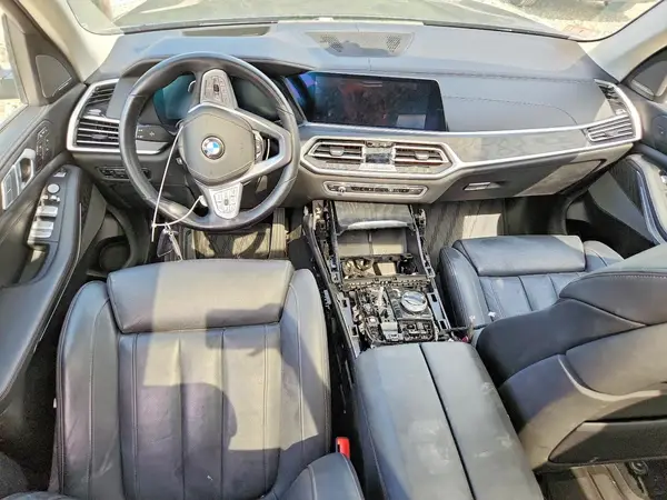 5UXCX4C52KLS36320 2019 BMW X7 - Image 8
