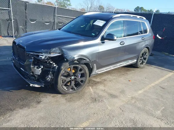 5UXCX4C52KLS38620 2019 BMW X7 - Image 2