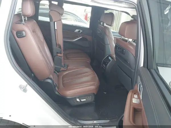 5UXCX4C52KLS38701 2019 BMW X7 - Image 8