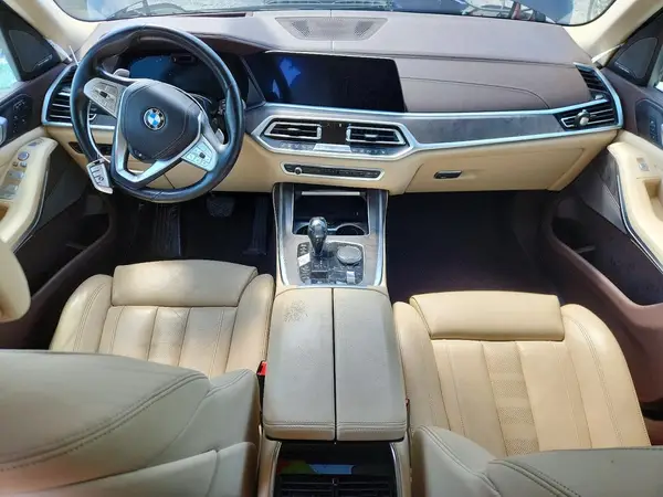 5UXCX4C52KLS38861 2019 BMW X7 - Image 8