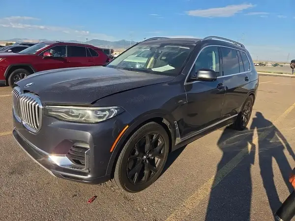 5UXCX4C53KLS35998 2019 BMW X7 - Image 2