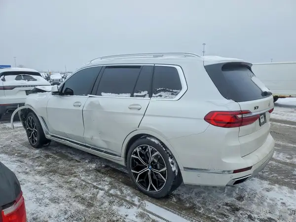 5UXCX4C53KLS36214 2019 BMW X7 - Image 2