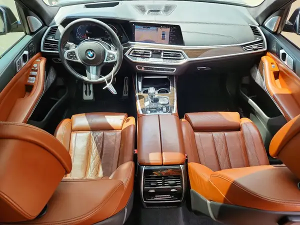 5UXCX4C53KLS37248 2019 BMW X7 - Image 8