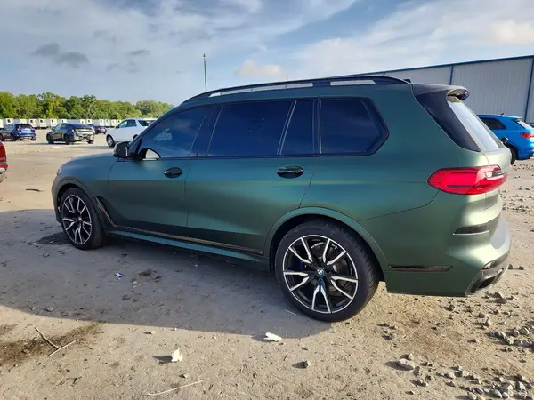 5UXCX4C53KLS37881 2019 BMW X7 - Image 2