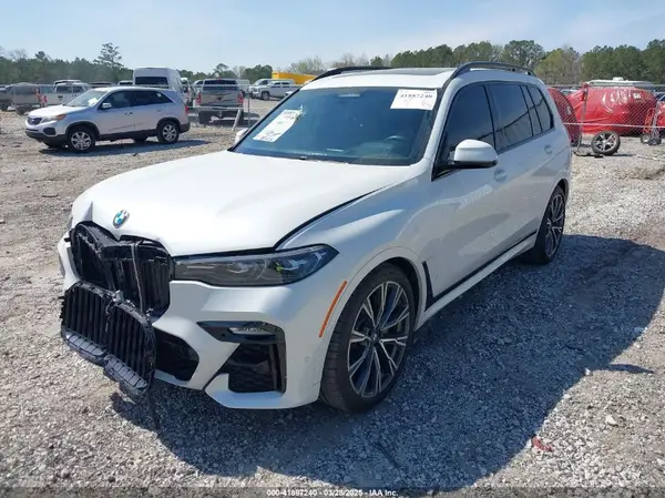 5UXCX4C54KLS37968 2019 BMW X7 - Image 2