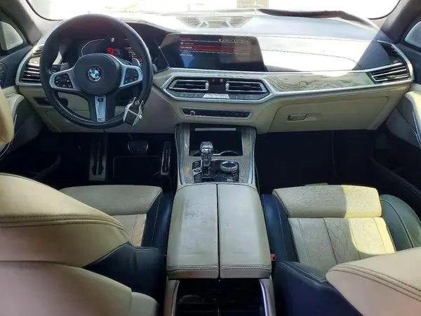 5UXCX4C54KLS38442 2019 BMW X7 - Image 8