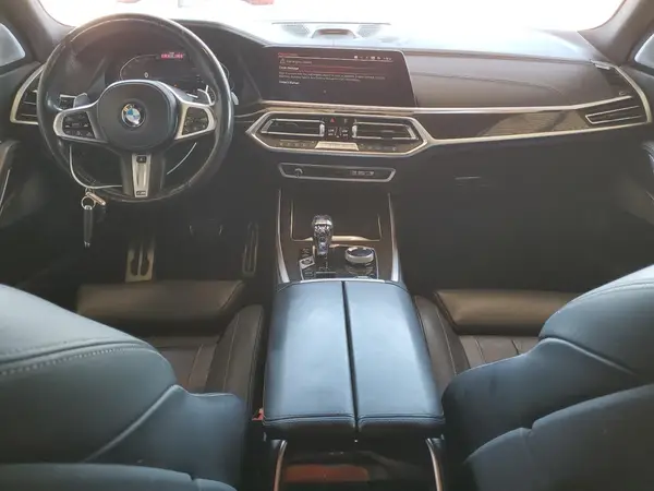 5UXCX4C55KLB39499 2019 BMW X7 - Image 8