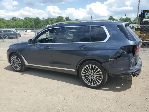 5UXCX4C55KLB39891 2019 BMW X7 - Image 2