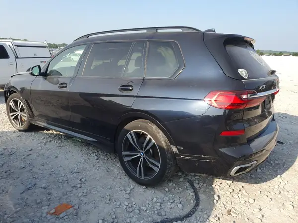 5UXCX4C55KLS36702 2019 BMW X7 - Image 2