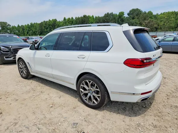 5UXCX4C55KLS38272 2019 BMW X7 - Image 2