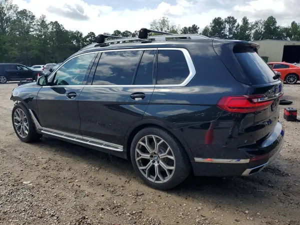 5UXCX4C57KLB40315 2019 BMW X7 - Image 2
