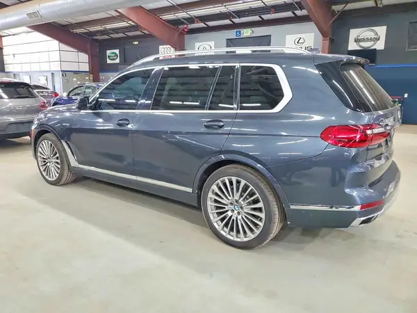 5UXCX4C58KLB39979 2019 BMW X7 - Image 2