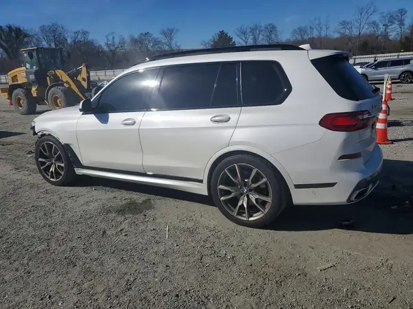 5UXCX4C58KLS36676 2019 BMW X7 - Image 2