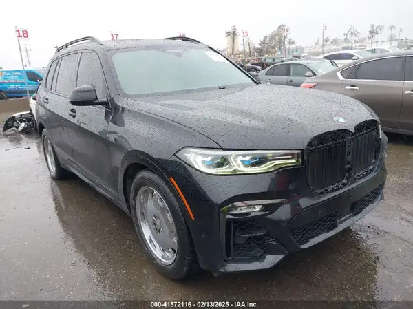 5UXCX4C58KLS36693 2019 BMW X7 - Image 1