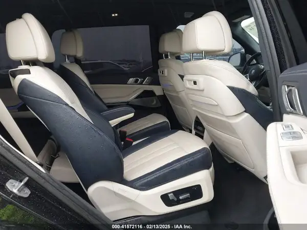 5UXCX4C58KLS36693 2019 BMW X7 - Image 8