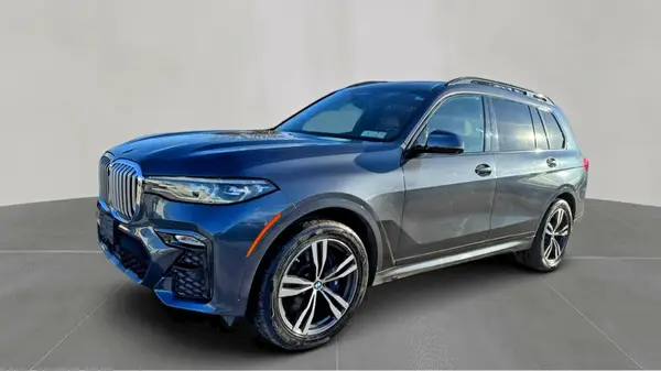 5UXCX4C58KLS38623 2019 BMW X7 - Image 2
