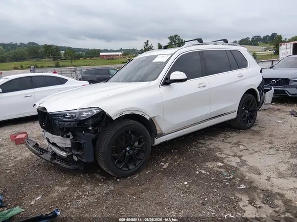 5UXCX4C59KLS35603 2019 BMW X7 - Image 2