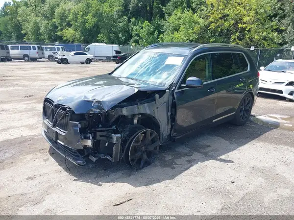 5UXCX4C5XKLS37263 2019 BMW X7 - Image 2