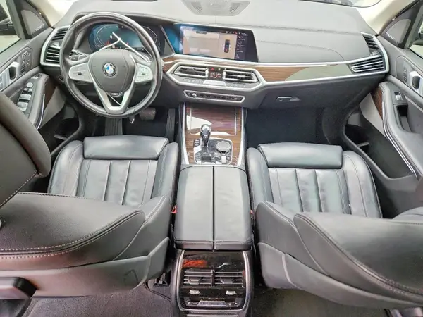 5UXCX4C5XKLS37330 2019 BMW X7 - Image 8